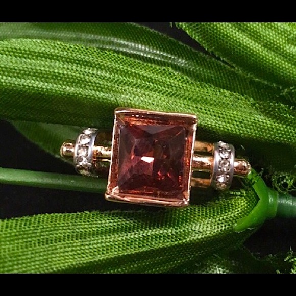 Dark Amber Stone Ring - Picture 1 of 5